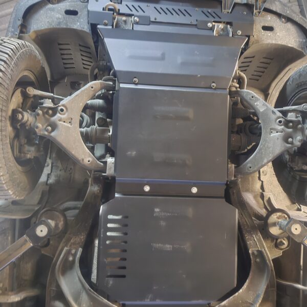 Maxus T60 Max 3 mm steel engine, radiator and gearbox skid plates installed